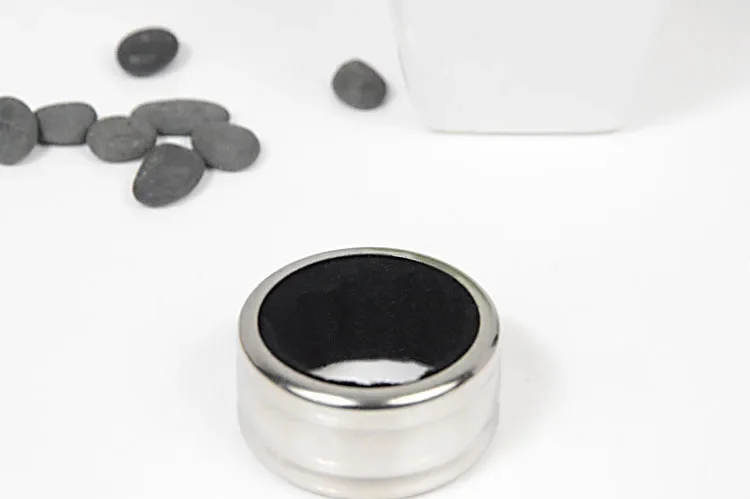 

Stainless Steel Wine Bottle Collars Classy Wine Collar Drip Rings Simple and Durable Wine Drop Stoppers with Velvet Felt Inside