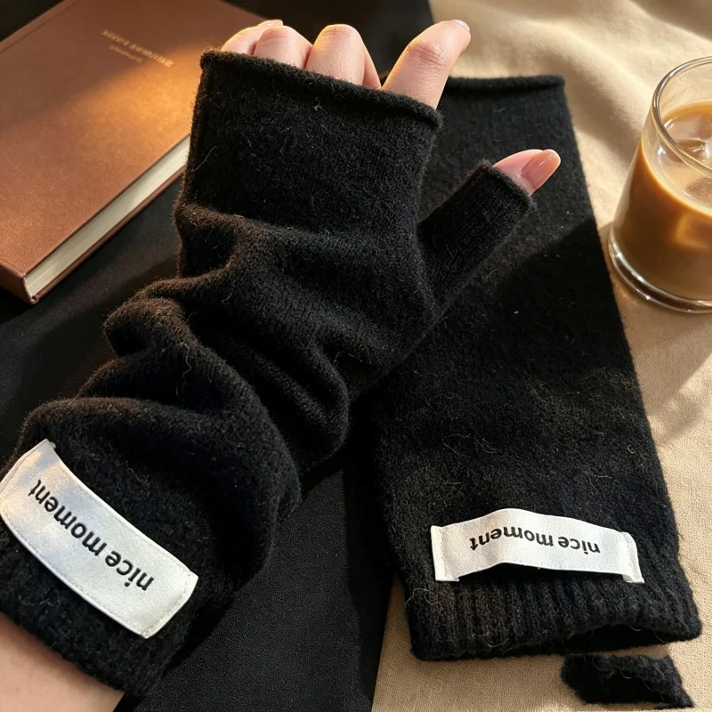 2/1 Pair of Women's Black Fingerless Gloves, Thickened for Warmth in Winter, Soft and Stretchy Half-Finger Gloves, Suitable for Typing, Driving, Office Work, and Outdoor Wear