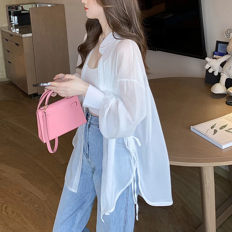 

Women's White Sun Protection Shirt Summer Loose Outerwear Long Sleeve Thin Coat Collar Button Detail Thin Outerwear