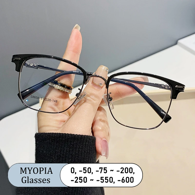 

Brand Optical Women Prescription Spectacle Alloy Square Eyebrows Frame Anti Blue Light Myopia Glasses Photochromic Eyeglasses
