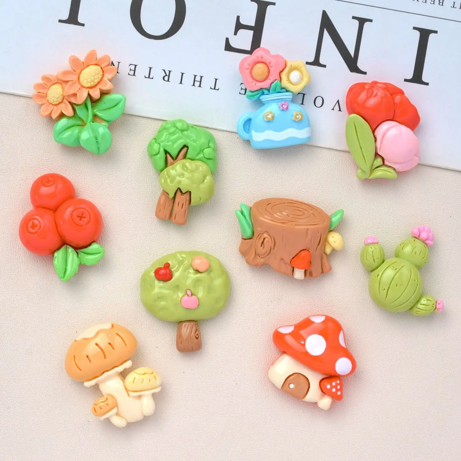 10PCS Scene Garden Cartoon Cream Gel Phone Case Bracelet DIY Jewelry Pendant Resin Accessories Handmade Accessories