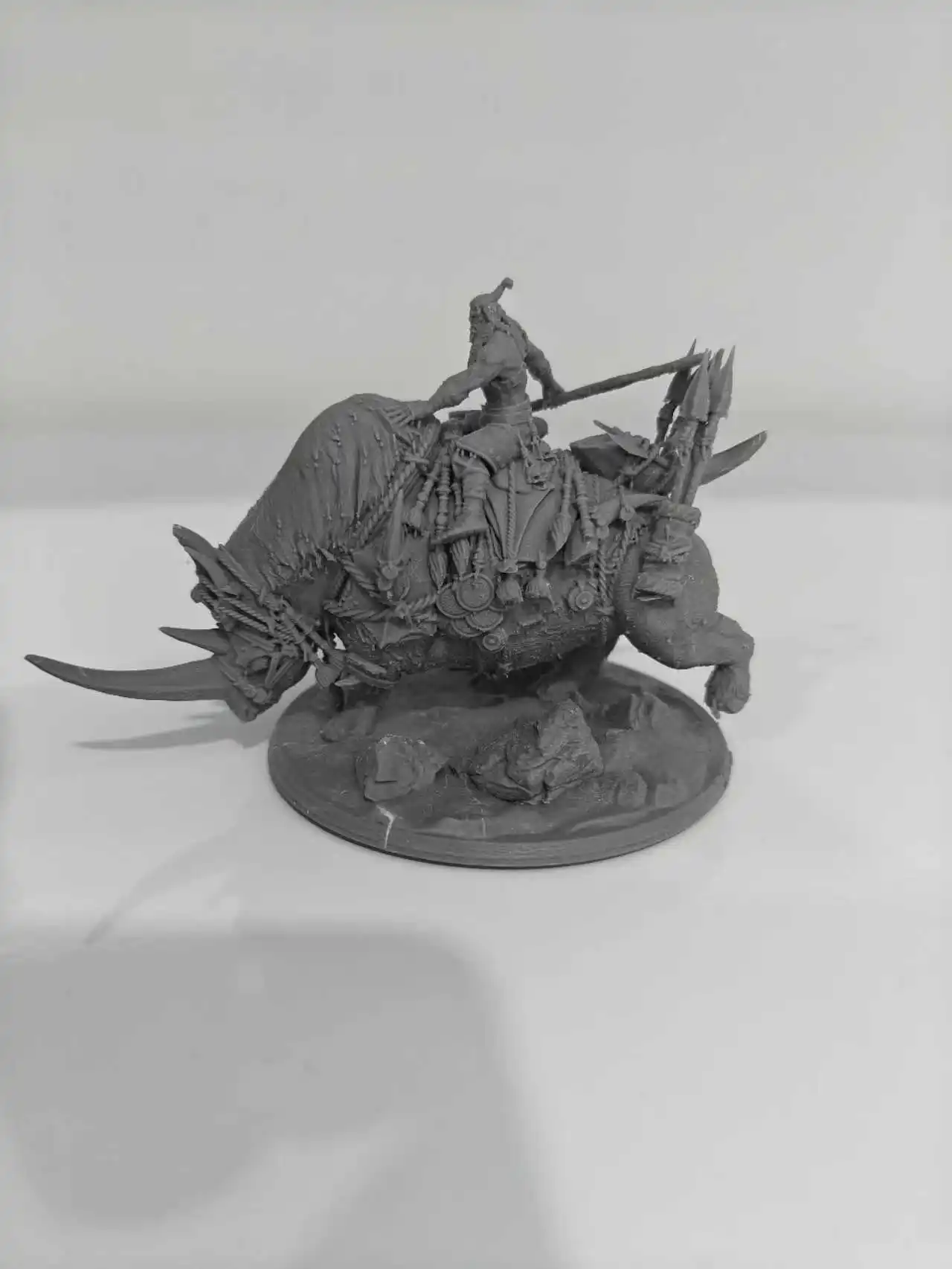 Northern Rhino Run DND miniatures, suitable for a variety of board games, collectors first choice, give your friends