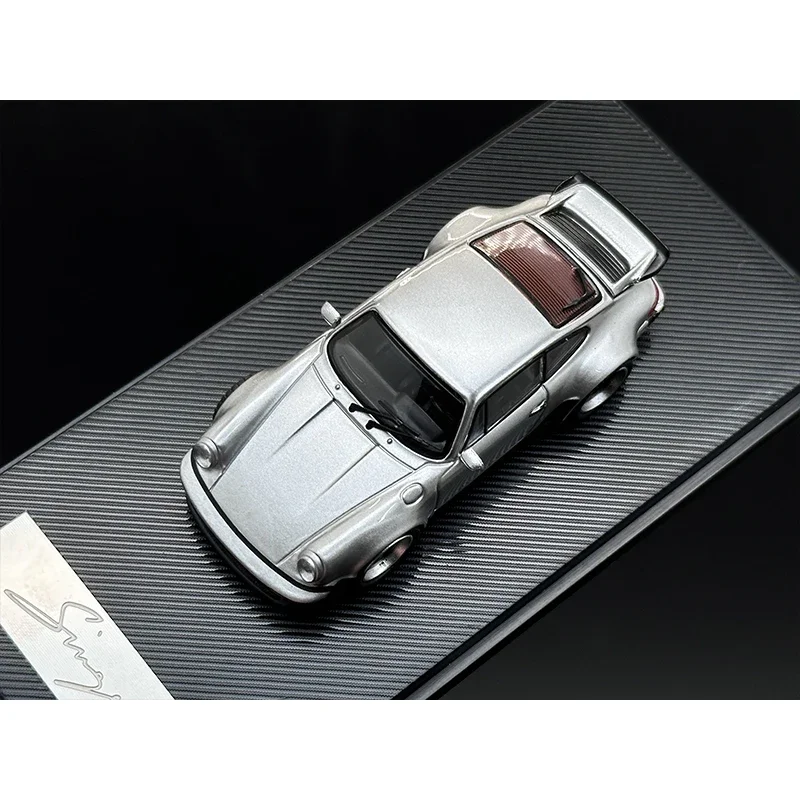 RM GP 1:64 Singer Turbo Study 930 Silver ART Openable Hood Diecast Diorama Car Model Collection