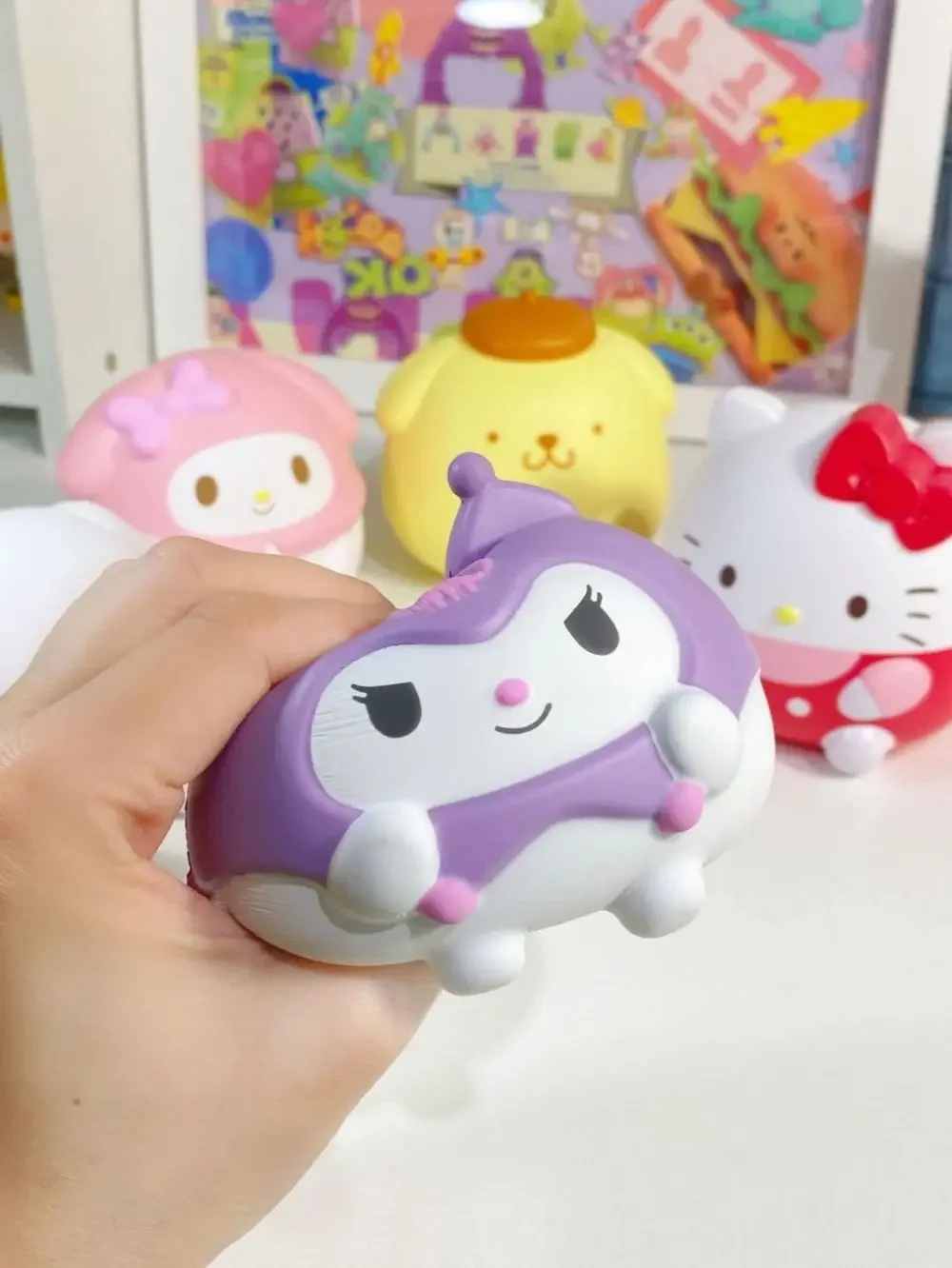 Sanrio Kawaii Melody Decompression Kuromi Cinnamoroll Stress Relief Squishy Anime Cartoon Children\'s Hand Pinch Toy Healing Gift