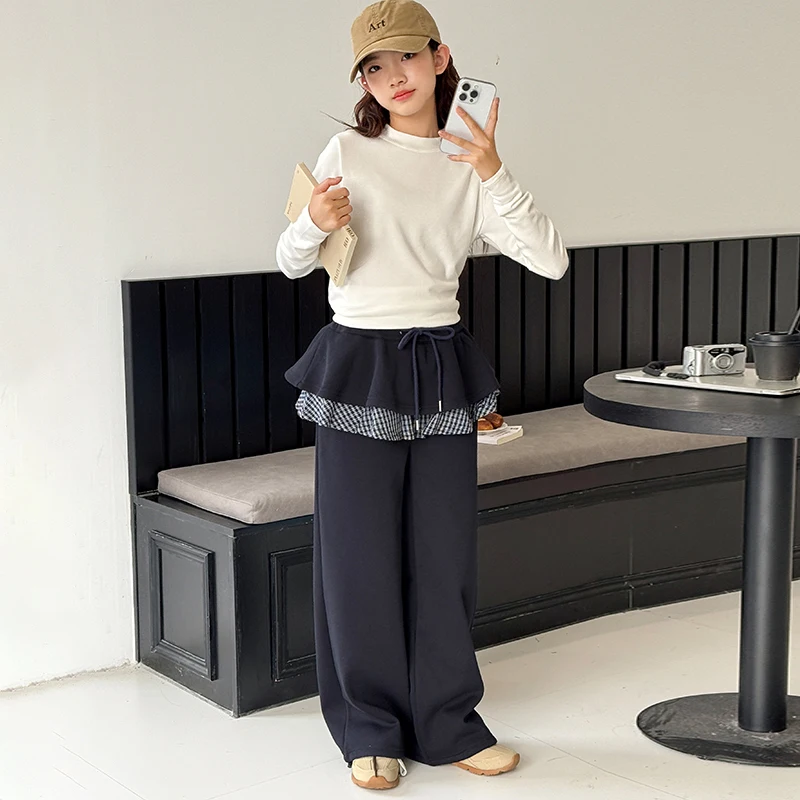 Girls' casual pants 2025 winter clothing new children's fart curtain splicing leg binding pants, big children's plush thick casu