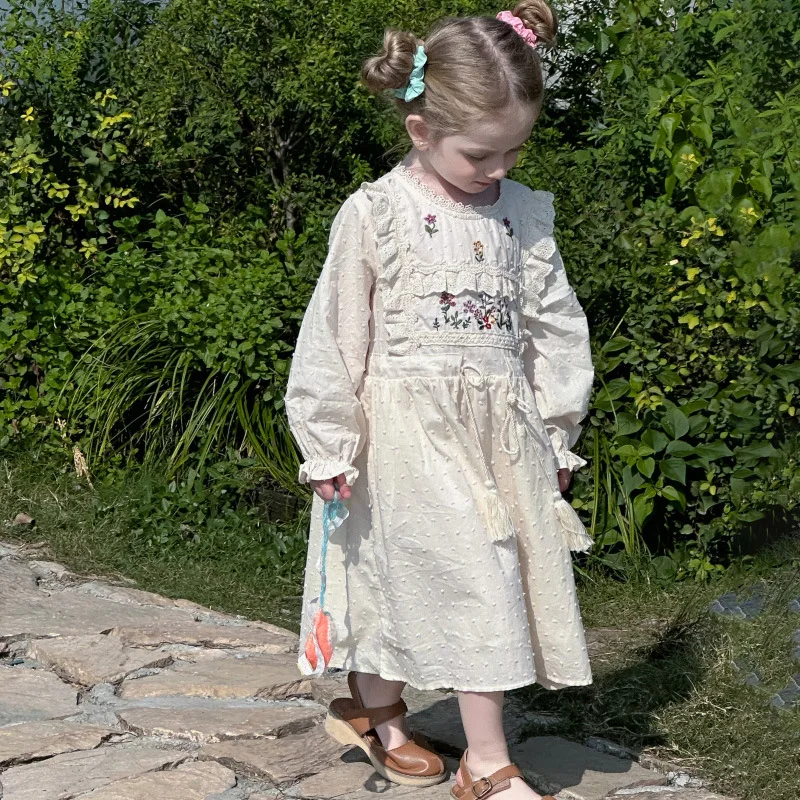 

Girls' Spring Dress2025New Children's Lace Collar Full Embroidery Pastoral Style Forest Girl Princess Dress