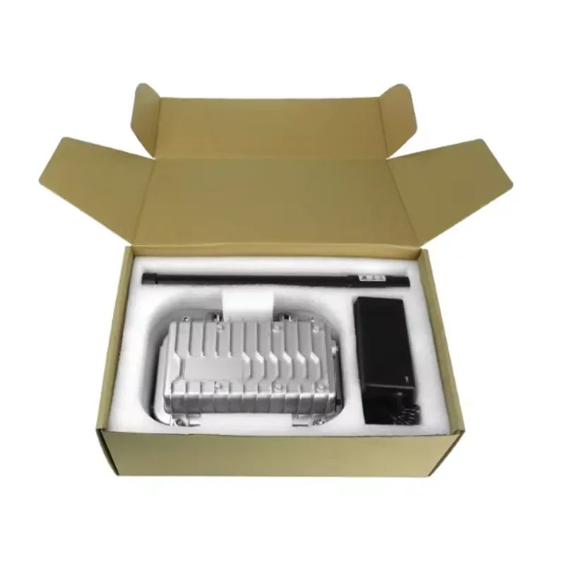 CE Certified Portable 30W Car FPV Wireless Transmitter 860-930MHz FPV Signal Transmission Device