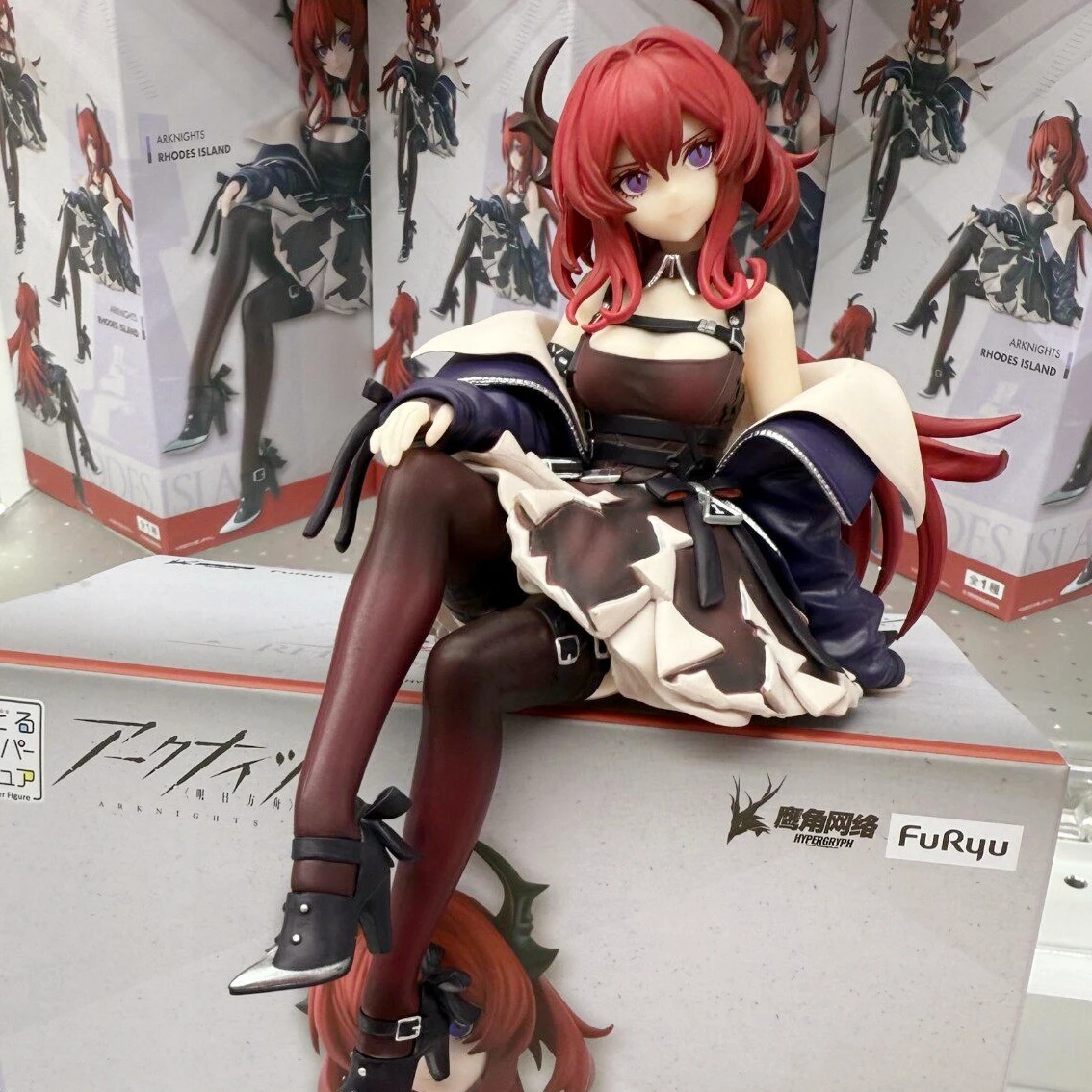 

Оригинальная фигурка Furyu Noodle Stopper с предварительной покраской, персонаж игры Arknights Surtr, коллекционная декоративная модель, игрушка