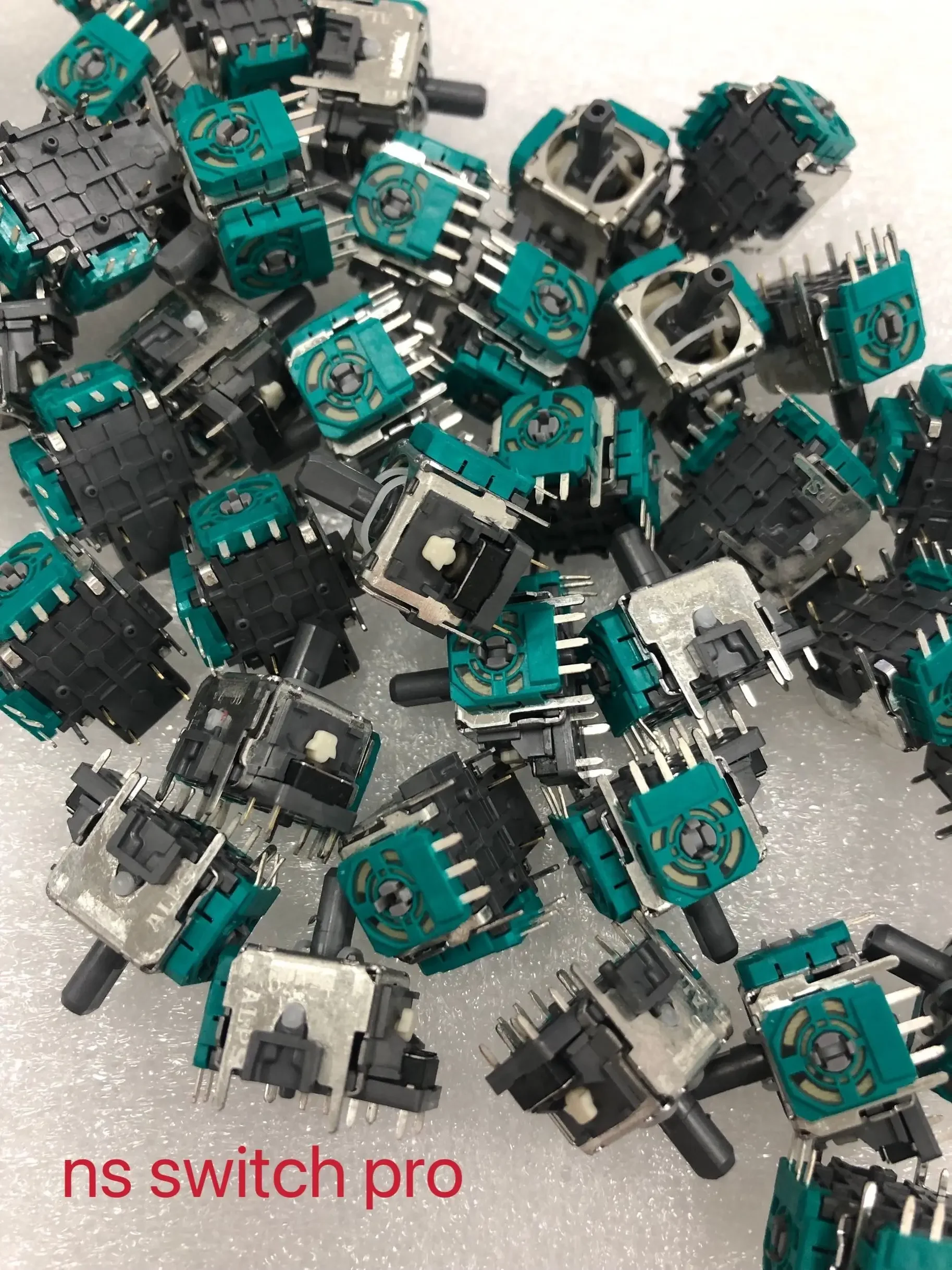 100pcs/lot Original Part 3D Analog Joystick Thumb Stick Joystick Sensor Module for Nintend Switch NS Pro Controller Joypad