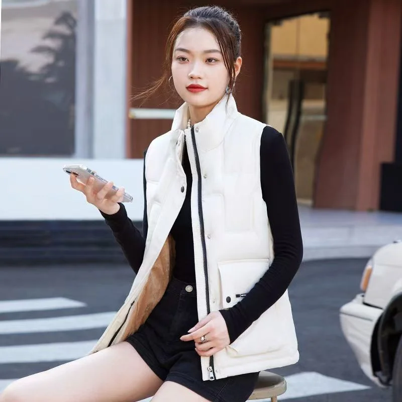 

Spring Student Suspenders Velvet Vests Are Thickened Worn Outside New Autumn Winter Korean Short Loose Vests Are Versatile Coat