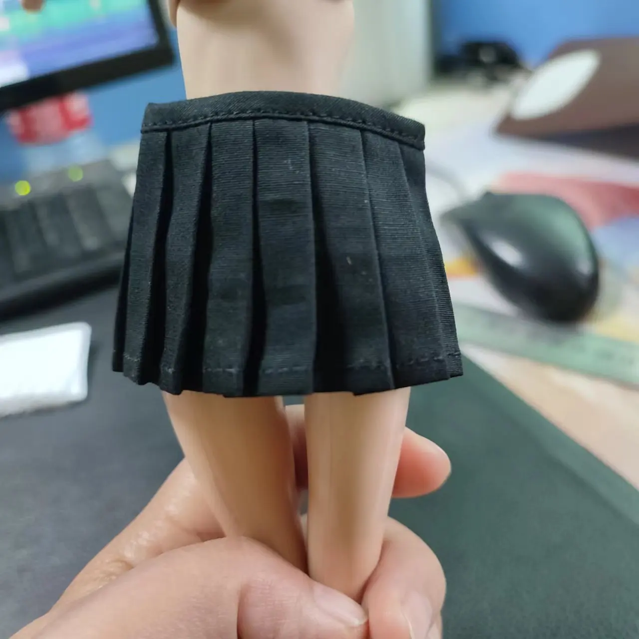 En STOCK, ropa femenina a escala 1/6, Falda plisada para niñas y estudiantes, Falda corta, minifalda apta para modelo de cuerpo de figura de acción de 12 pulgadas