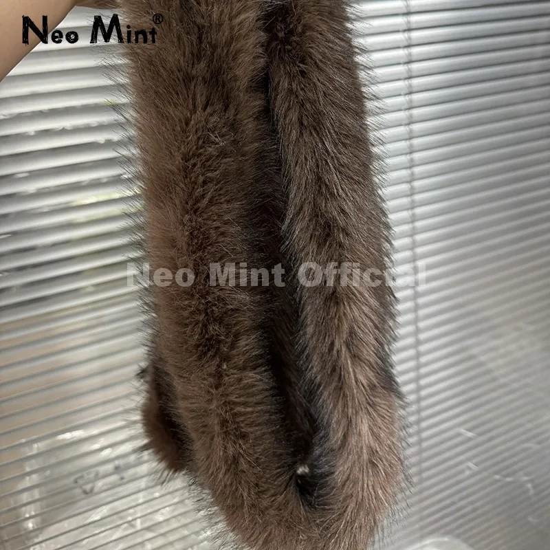 

Neo Mint Fur Belt