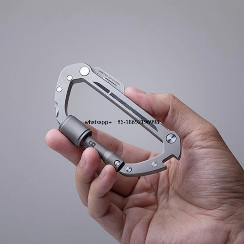 Multifunctional Portable Outdoor Edc Tool Portable Mountaineering Chain Keychain Ring Camping Self-defense Artifact