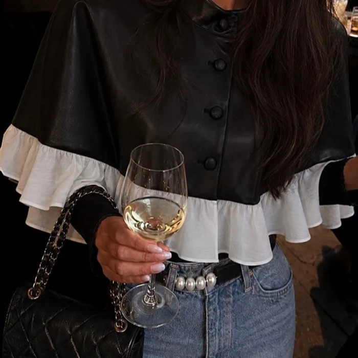 Retro Korean Short Shoulder Coat Women's Fashionable Splicing Design Atmosphere Feeling Synthetic Leather Polyester Fibre