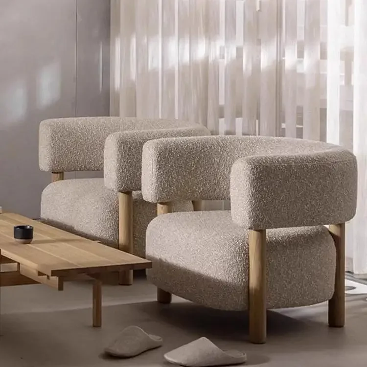 北欧のインターネットセレブ、侘び寂び風、モダンなシンプルさ、ファブリックソファチェア、小さなアパートのリビングルーム、寝室、バルコニー