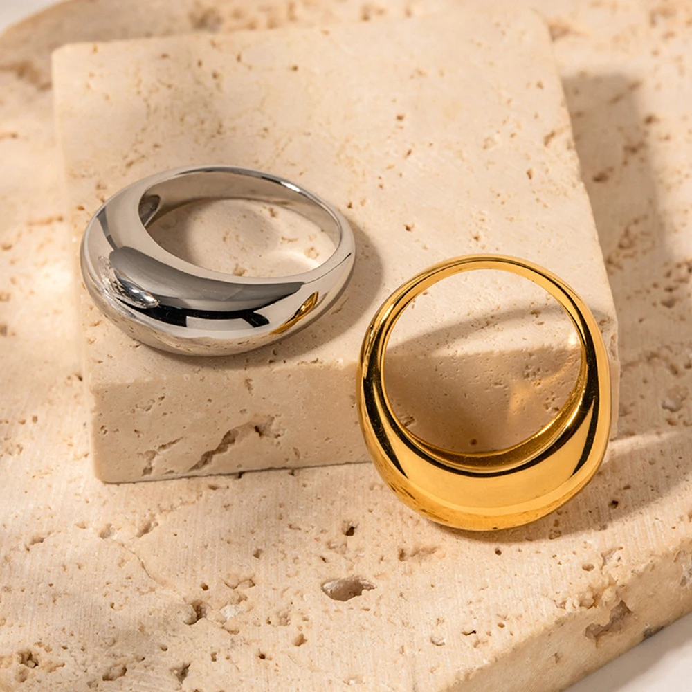 Fashion Waterproof Stainless Steel Rings Women's Gold Color Geometric Smooth Ring Fashion Classic Jewelry Gifts Do not fade