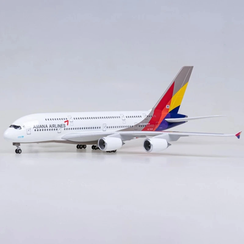 Imagem -04 - Escala Avião A380 Asiana Coreano Modelo de Companhia Aérea com Luz Led & Engrenagens de Pouso Diecast Plástico Resina Avião Brinquedo 50.5cm 160