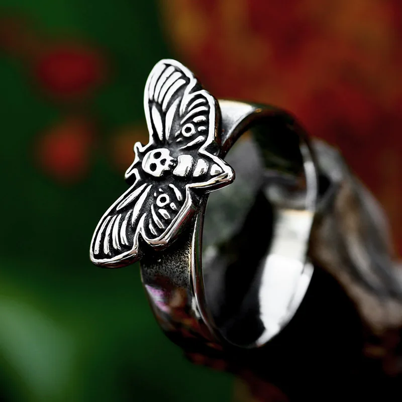 BEIER 2023 New Style Stainless Steel Skull Moth Ring Acherontia Lachesis Ring Punk Biker Women\'s Ring Girl Jewelry Party Gift