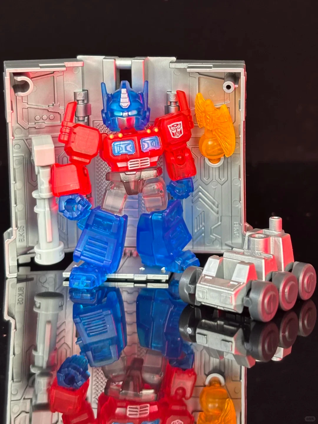 متوفر في المخزون Blokees Transformers Defender الإصدار 5 Galvatron Jetfire Optimus Prime نموذج تجميع ألعاب مزيج خاص #4