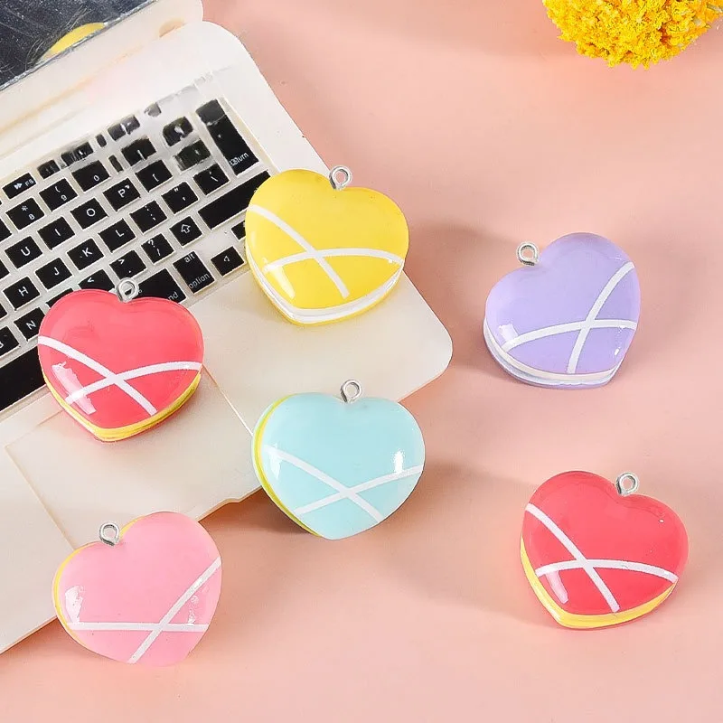 10Pcs Cute Heart Macaron Resin Charms Pendants Woman DIY Jewelry Making Earrings Necklaces Keychains Garment Accessories Hook