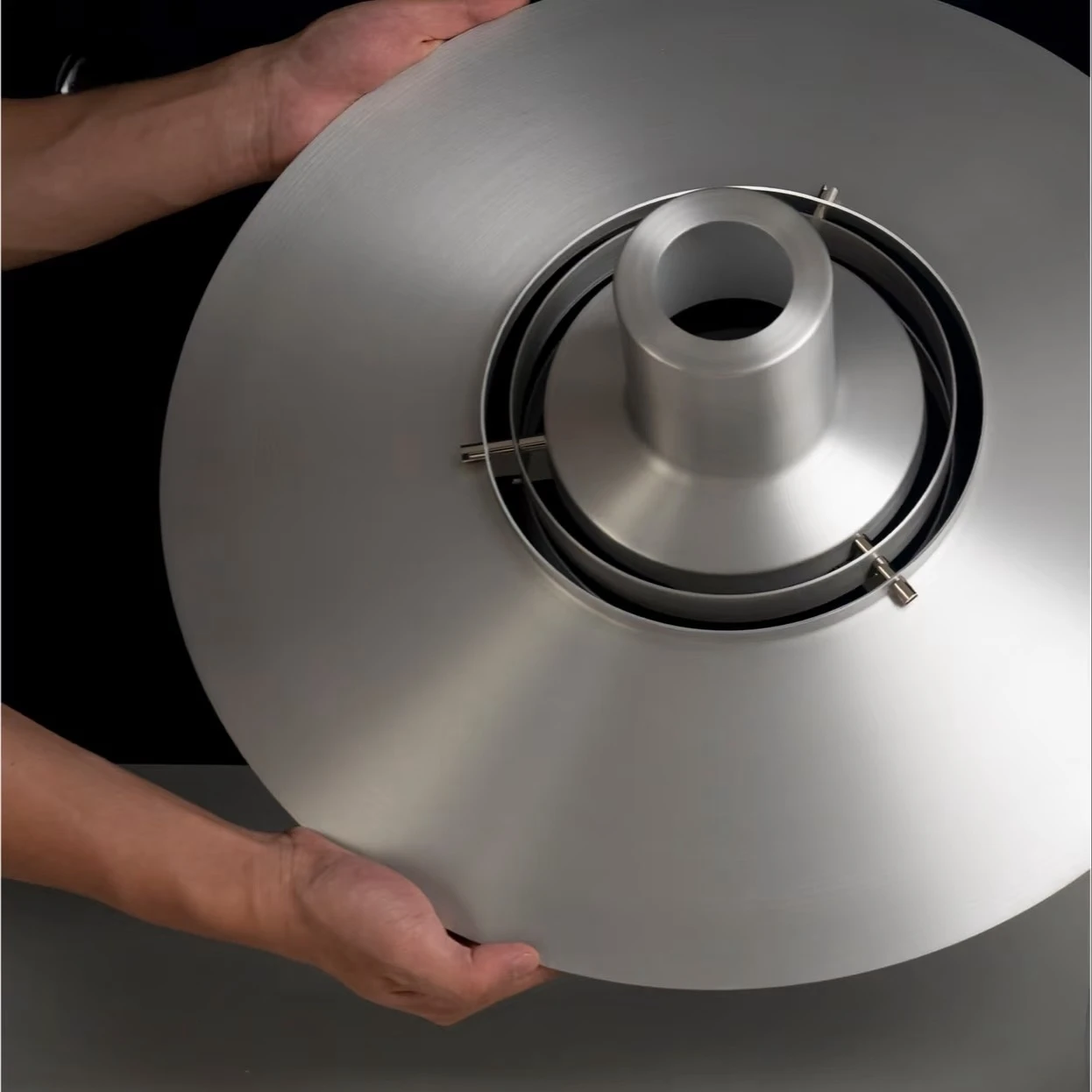 Duński projekt UFO lampa wisząca wysokiej jakości okrągła lampa wisząca Led sypialnia jadalnia połysk Droplight żyrandole kuchenne