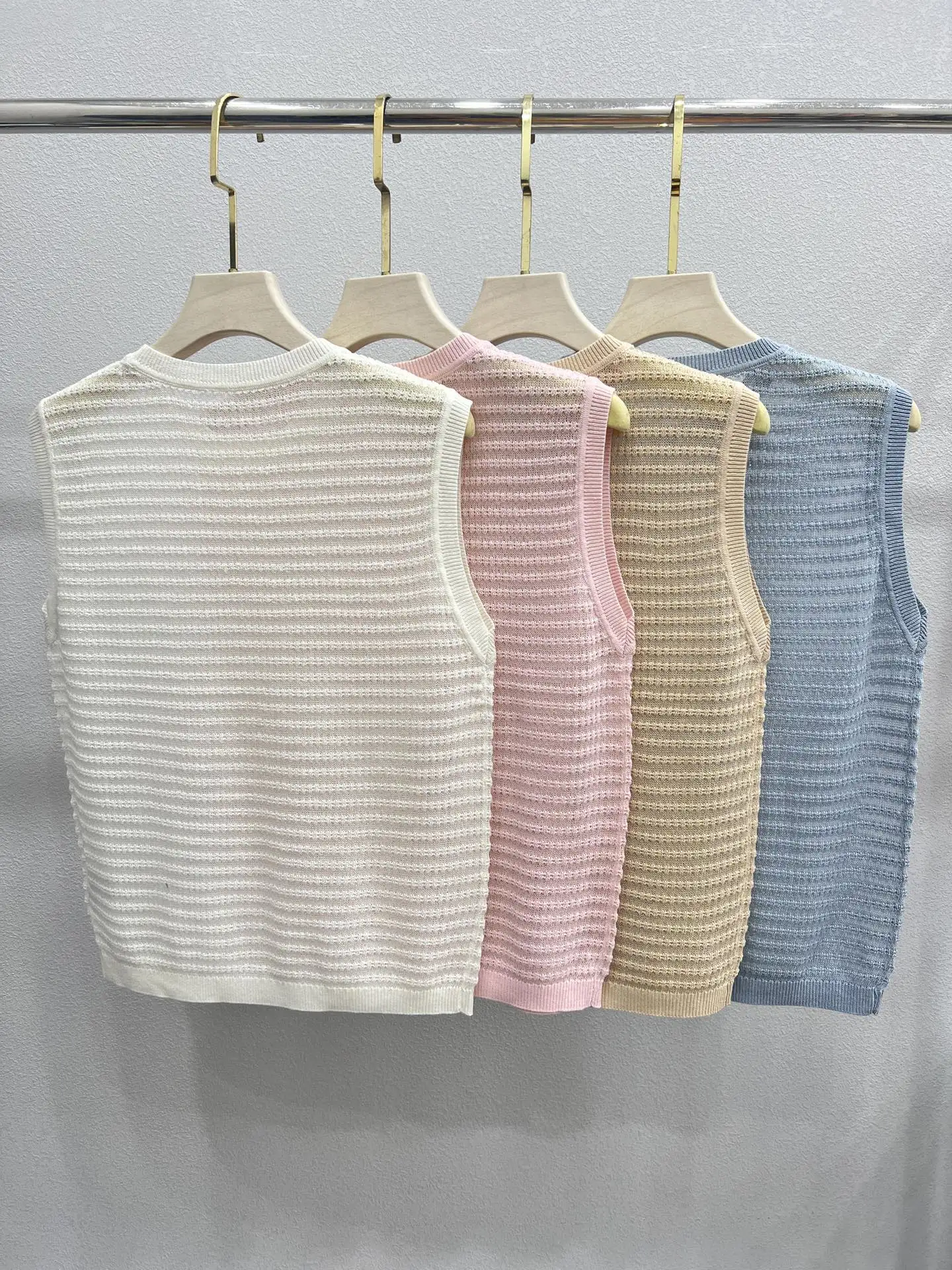 

2026 Spring/Summer New Arrival Round Neck Women'S Loose Fit Slimming Knitted Vest