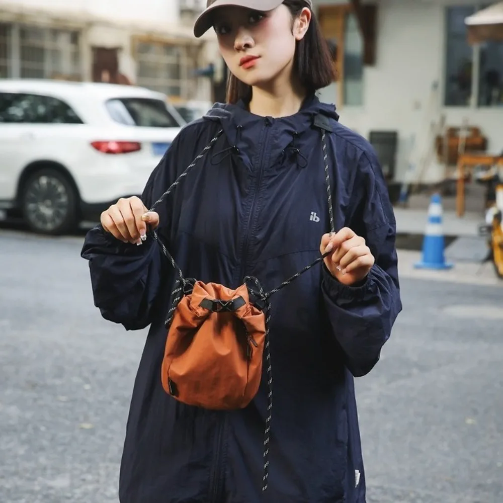 Bolsa de ombro de náilon estilo coreano com cordão balde saco moda cor sólida pequena bolsa crossbody