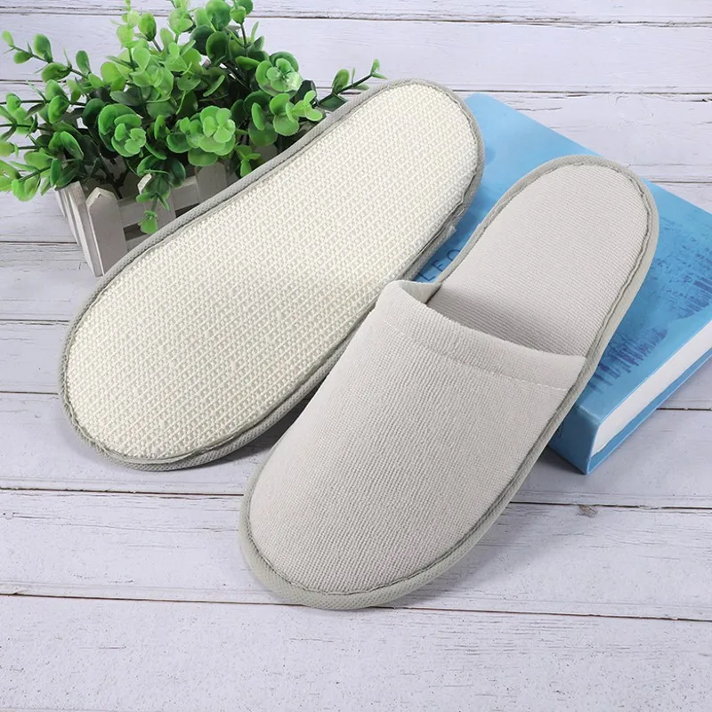 1 Pair Simple Women's Home Slippers Disposable Hotel Travel Spa Indoor Shoes Portable Slippers Men Fashion Guest Slippers Unisex