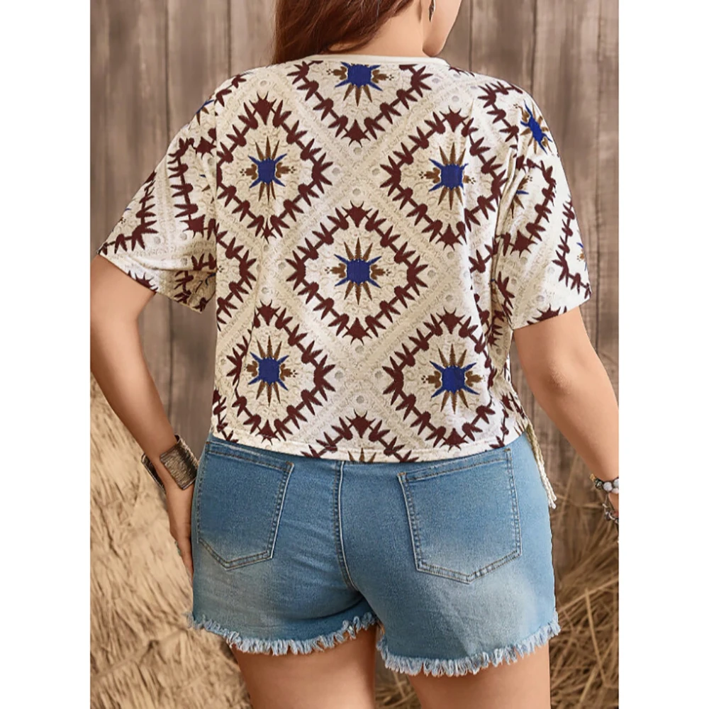 

Plus Size Tassel Ethnic Women's T-Shirt Crew Neck Elegant Short Sleeve Summer Female Tops Tees 2025 Chic Loose Straight T-Shirts