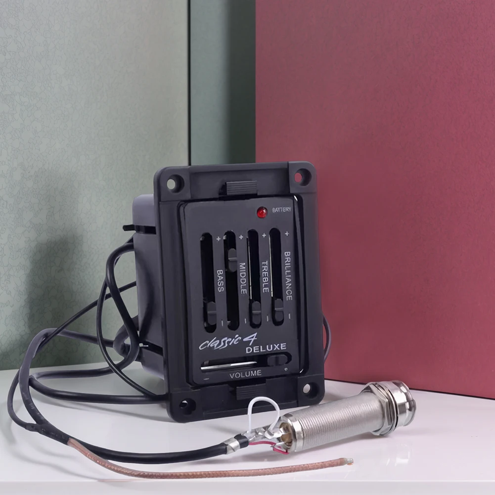 

4-полосный предусилитель-эквалайзер с тюнером и регулятором громкости для акустических гитар