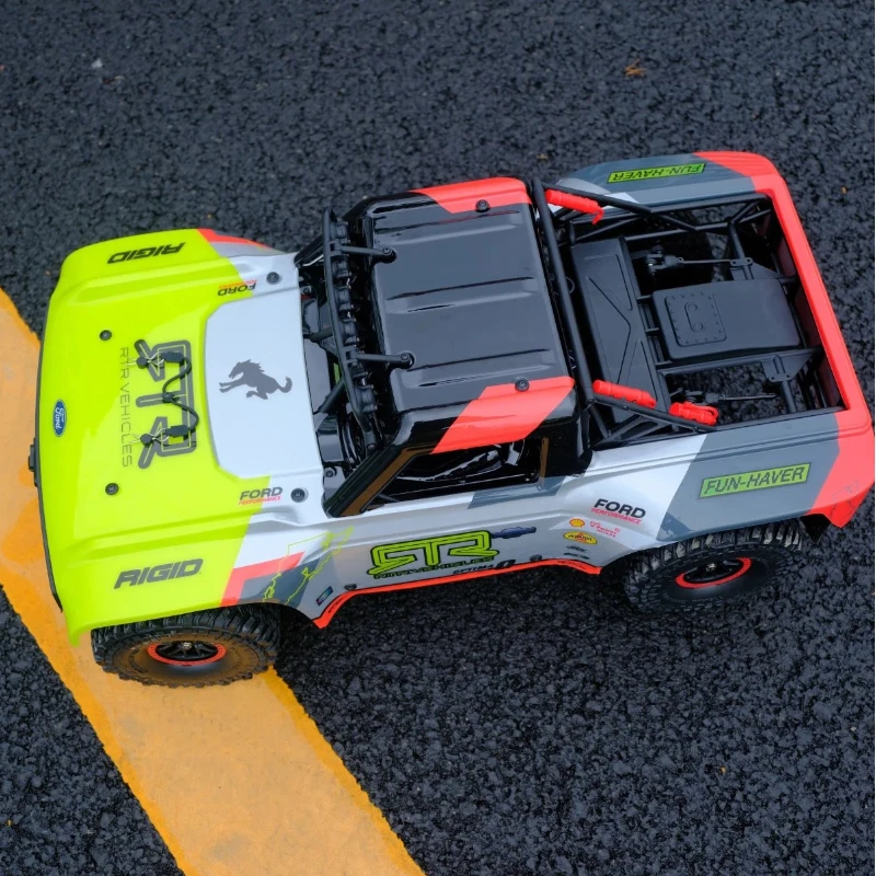 FMS Liema 1/18 Little Liema with flashing remote control short card simulation collection car model racing remote control car