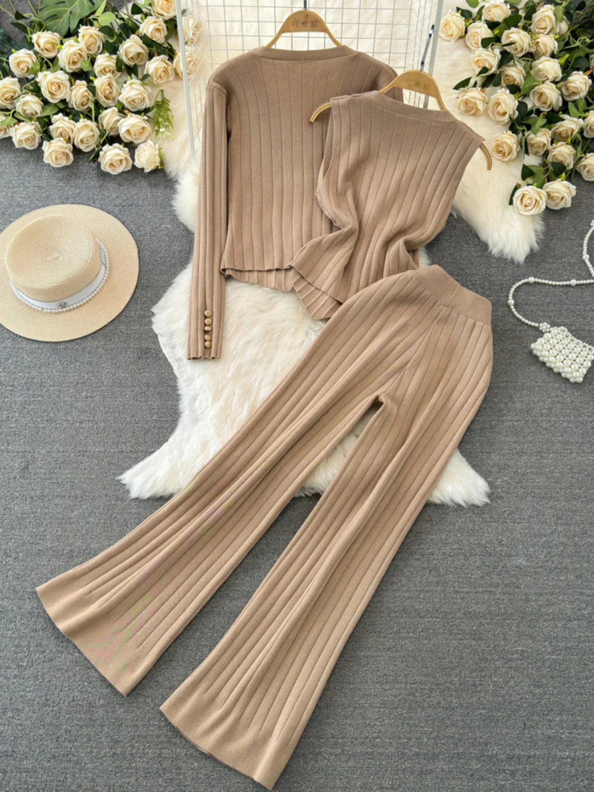 

Faionable Korean Sle Long Sve V-Ne Single Button Knitted Outerwear Tee-Piece Set Vest High Waist Straight Leg Pants