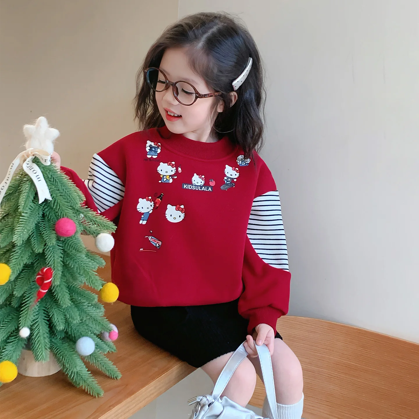 

Флисовый свитшот с круглым вырезом для девочек «Hello Kitty» в корейском стиле, милый полосатый топ с длинными рукавами, детские свободные пуловеры