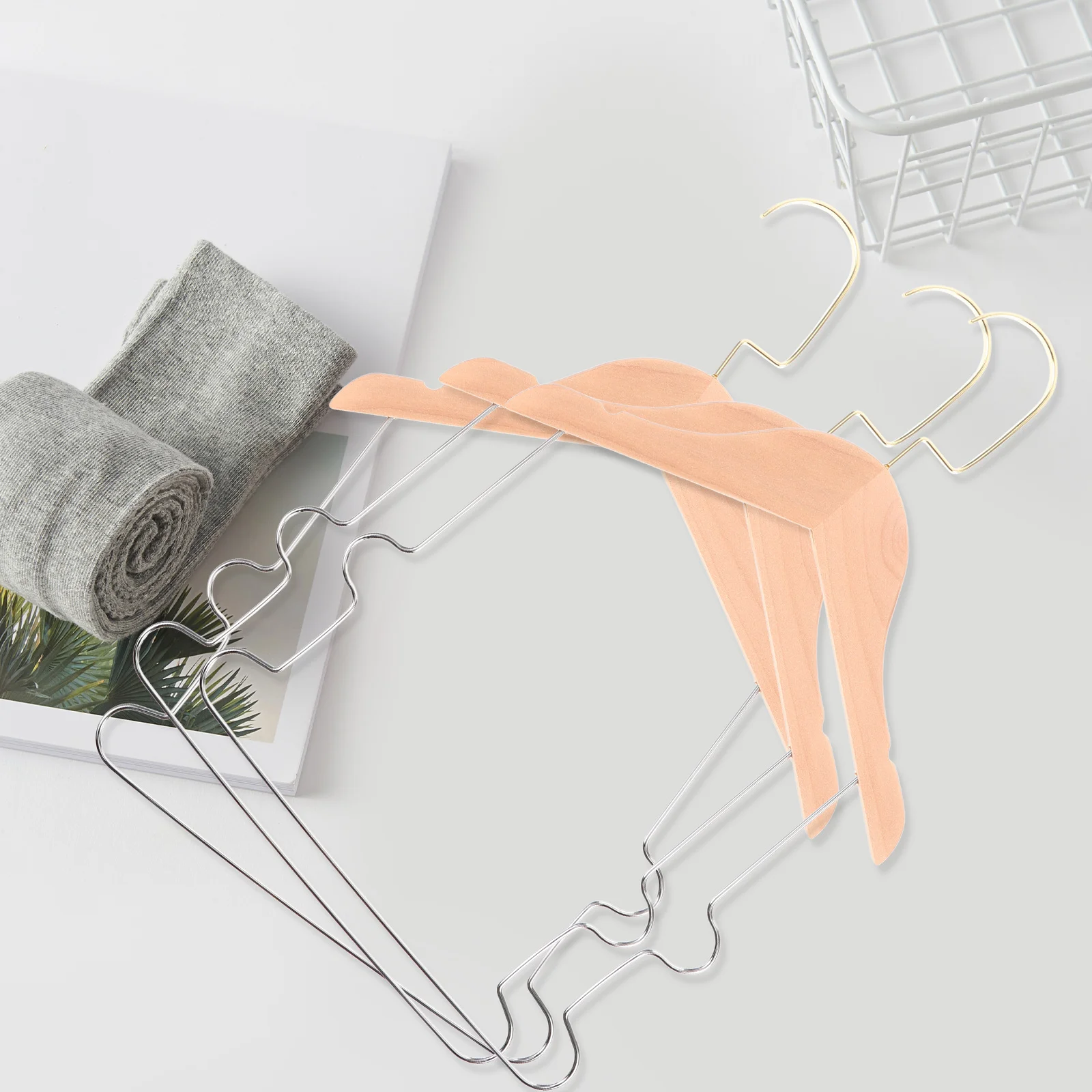 

4pcs Hangers Set Closet Storage Solution Infant Clothes ganizing Infant Clothes Hangers Display Rack Wood