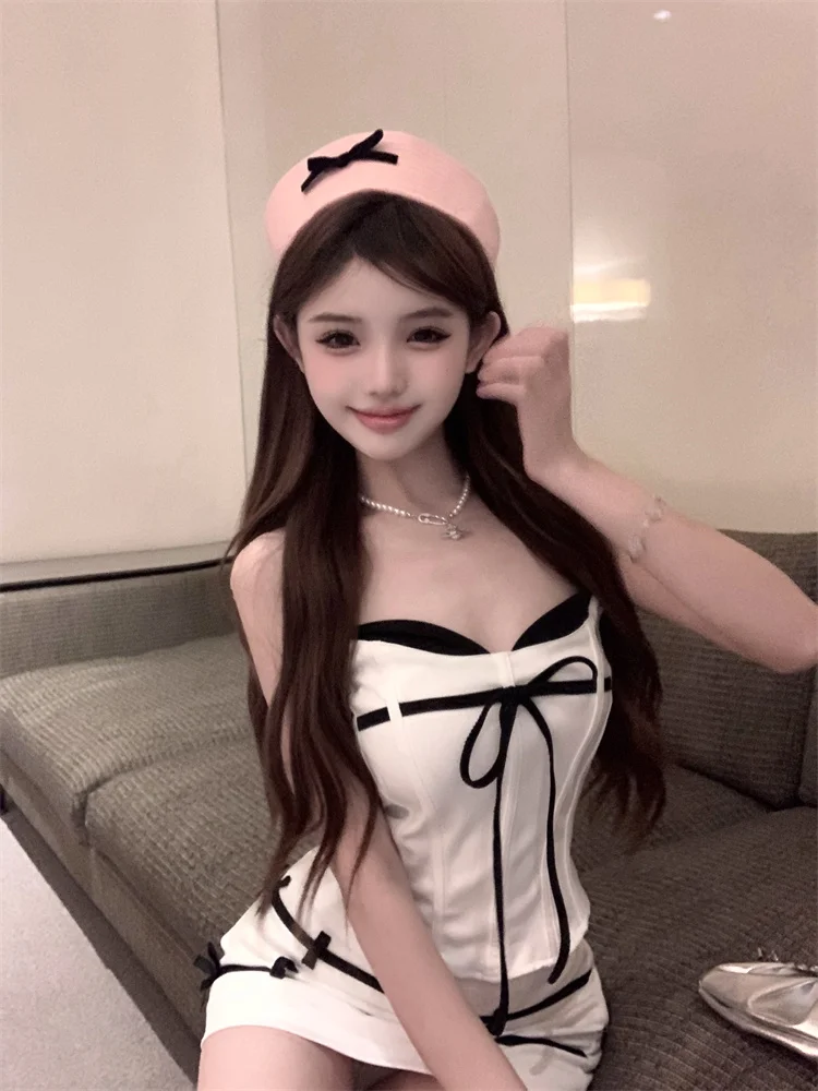 Set Korset Spicy Girl 2 Potong Rok Model Fishbone Tanpa Tali Atasan Wanita Set Musim Panas Rok Bodycon Set Dua Potong