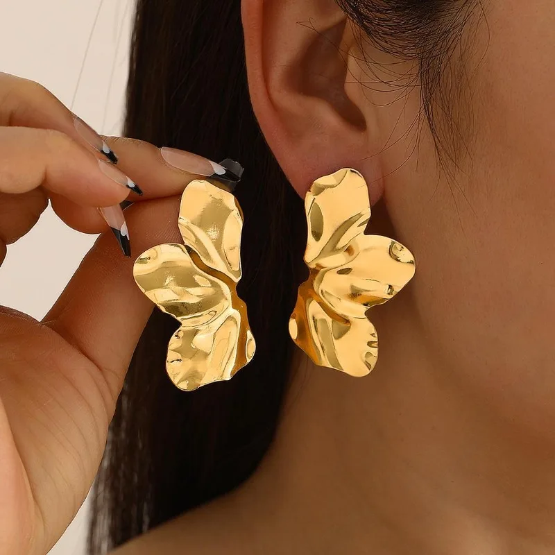 Gold Flower Stud Earrings Asymmetrical Petal Design Symmetrical Pair for Women Daily Wear Non Slip Lightweight Premium Quality