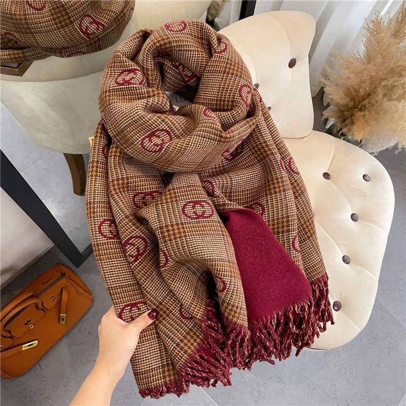 Double-sided imitation cashmere letter fringed scarf women's winter warmth double-sided shawl to keep out the cold