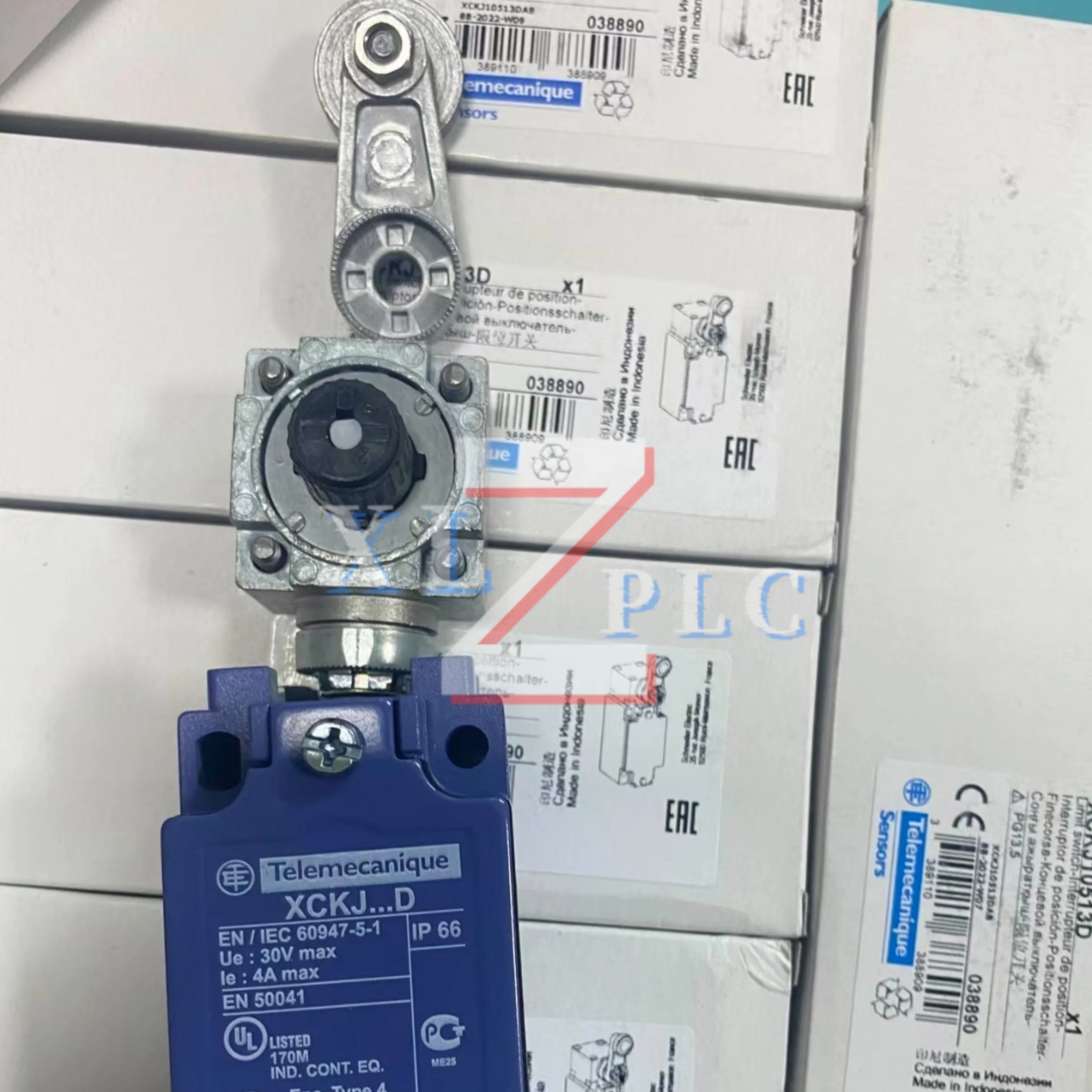 

Limit Switch new original XCKJ10513D XCKMR54D1H29