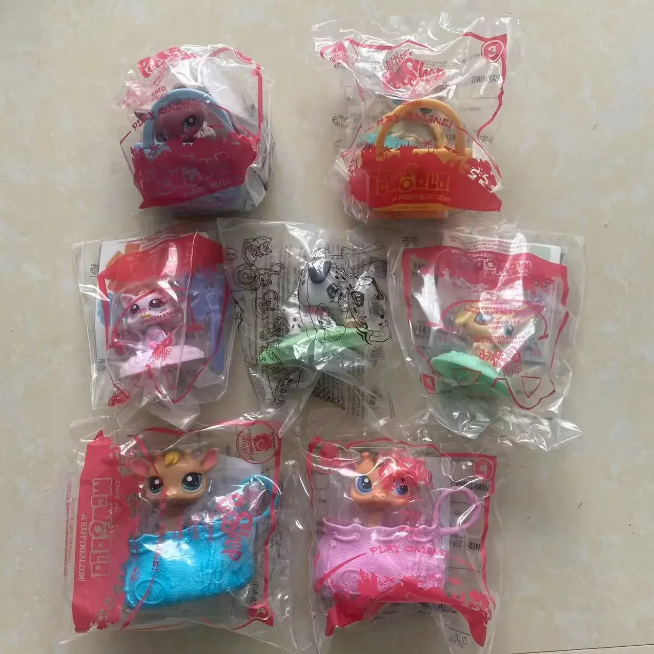 My Little Pets Shop A Small Pet Sitting In A Bag Action Figure Model Toys