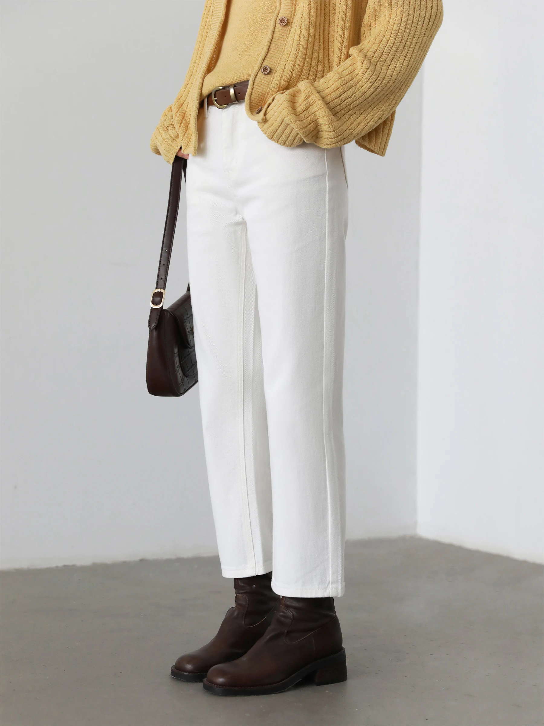 شيك فين النساء السراويل البيضاء ضئيلة عالية الخصر القطن مستقيم الساق عادية سليم الساق الجينز فتاة بنطلون ربيع الخريف 2025 #2