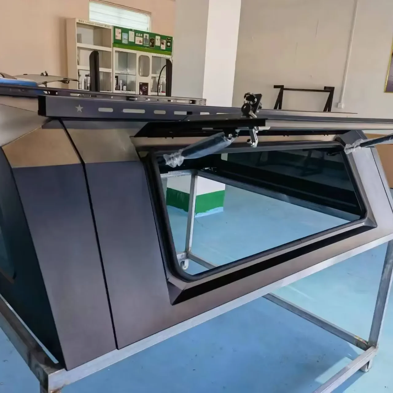 

Intelligent Library Ranger Special Three-door High Cover Rear Box Lid