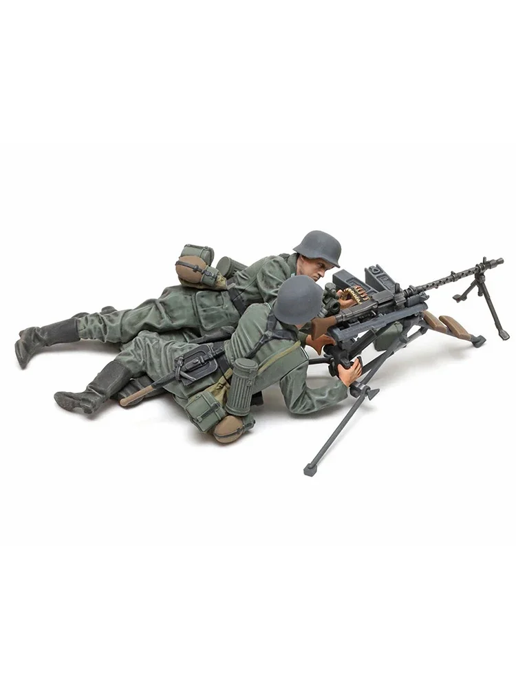 TAMIYA Assembled Soldier Model Kit 35386 German Machine Gun Squad, Mid-War 1/35