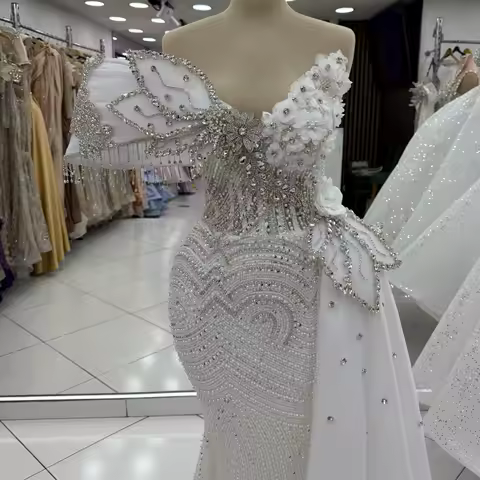 Exquisite Ivory One Shoulder Evening Dress Luxury Pearl Crystal Prom Dress with Side Train Wedding Party Dress Customized 2026