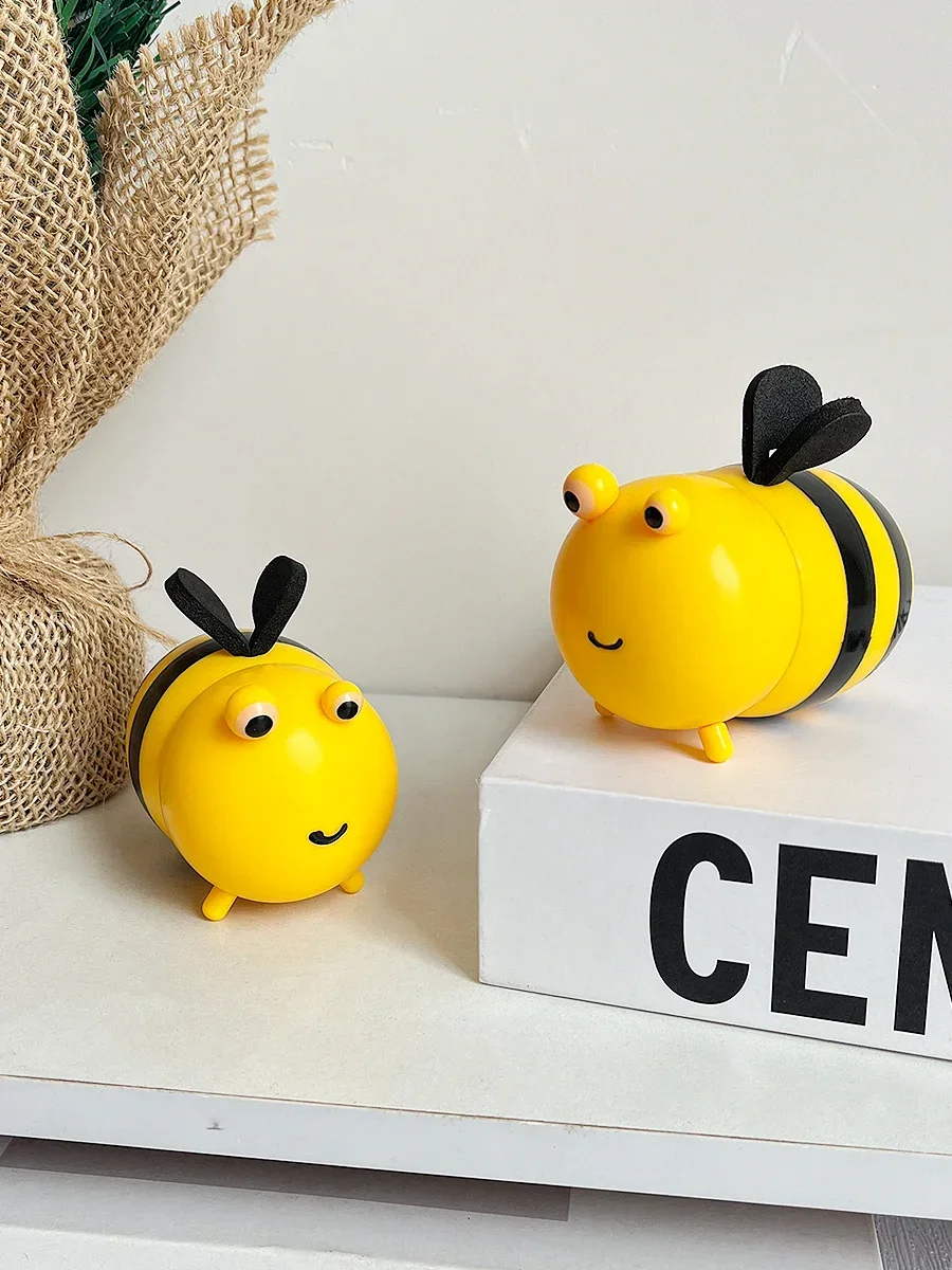 Creative Cute Toothpick Box Personalized Little Bee Home Desktop Ornament Dining Table Restaurant Special Toothpick Holder