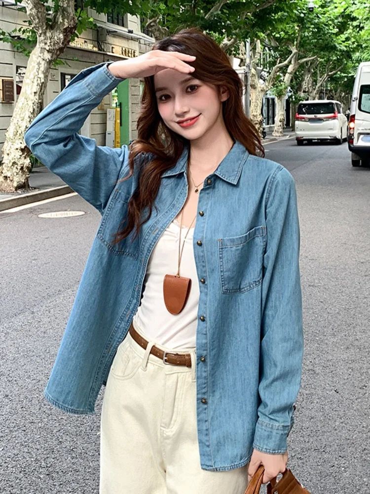 

Retro Light Blue Denim irt Women's Loose Long Sve irt Layering Design Trendy Top Korean Sle Commute Wind Button Detail