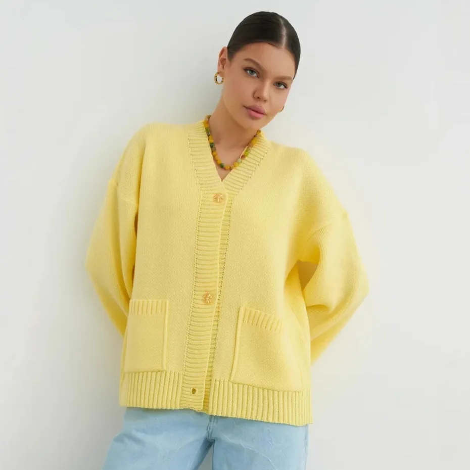 

Elegant Knit Solid Women Cardigan V Neck FullSleeve Single Breasted All-match Pocket LadyJacket 2026 Spring Female Knitwear