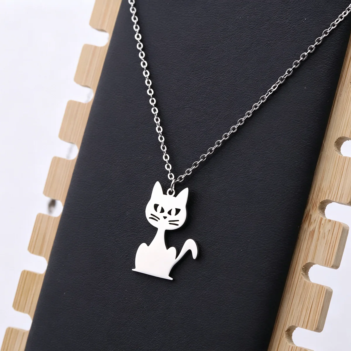Trendy Animal Sitting Cat Pendant Necklace Stainless Steel Women Neck Jewelry Pet Kitten Charm Chain Daily Wear  Fashion Gifts