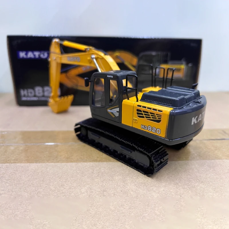 KATO Diecast 1:50 Scale HD820-7 Excavator Alloy Engineering Vehicle Model Finished Product Simulation Toy Static Model