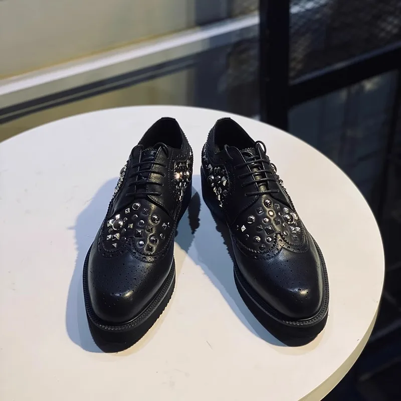 Handmade Rivet thick sole Dress shoes Men lace up Genuine Leather Casual Business Office trendy Derby leather Shoes Male