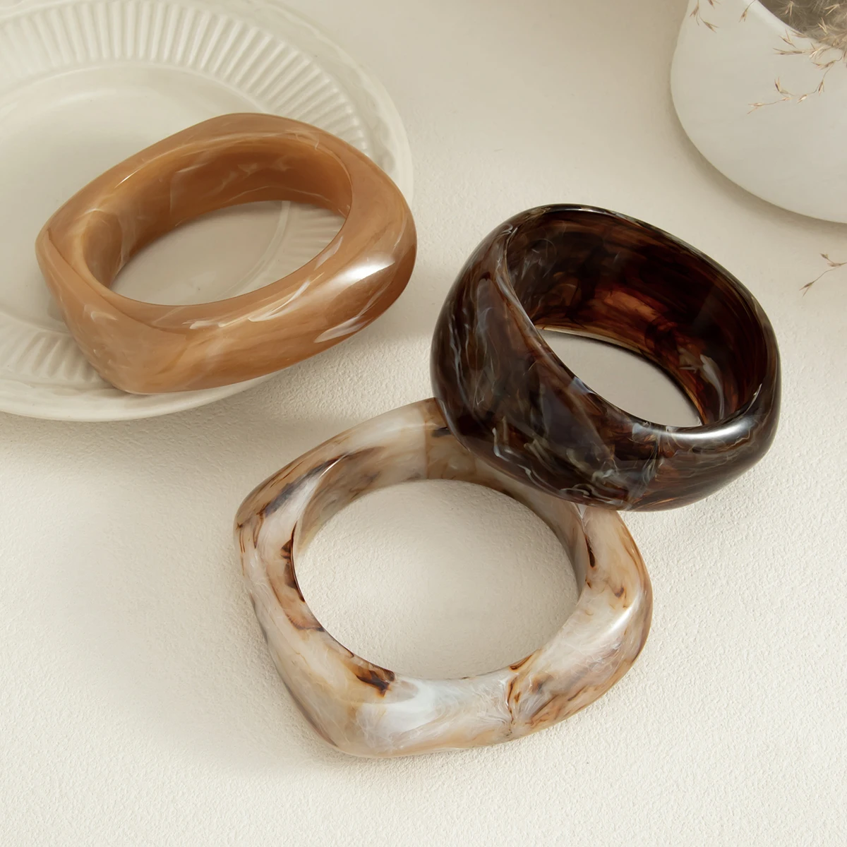 Ingemark 3-teiliges Set Vintage Dicke Acryl-Armbänder für Frauen, Böhmische Stapelbare Bunte Harz-Armreifen, Schmuckgeschenke – Detail 12